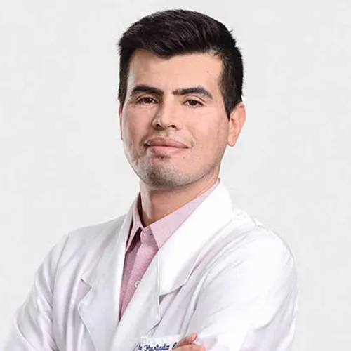 Fotografía de Dr. Pablo Hurtado, profesional de CEAPSI.