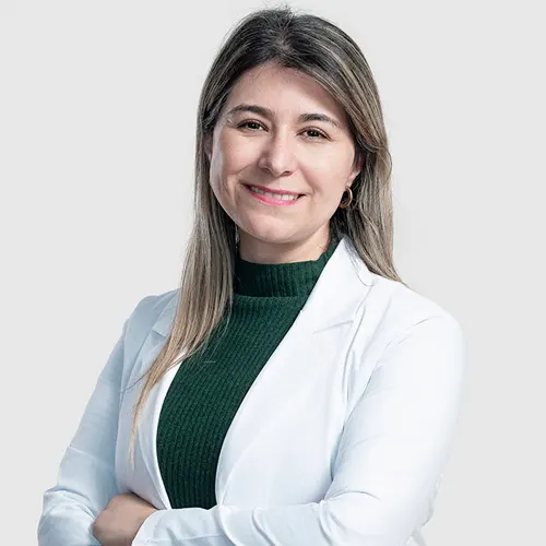 Fotografía de Dra. Mariam Ferrada, profesional de CEAPSI.