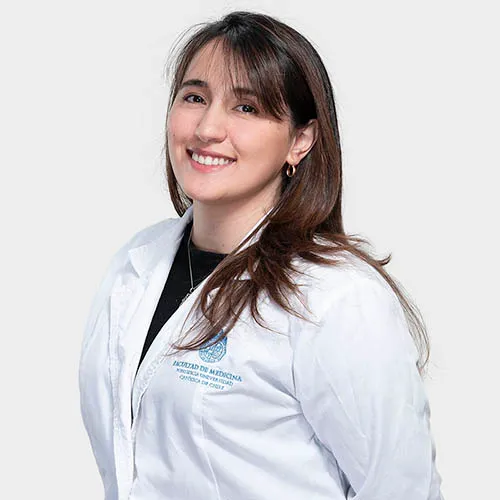 Fotografía de Dra. Tiare León, profesional de CEAPSI.